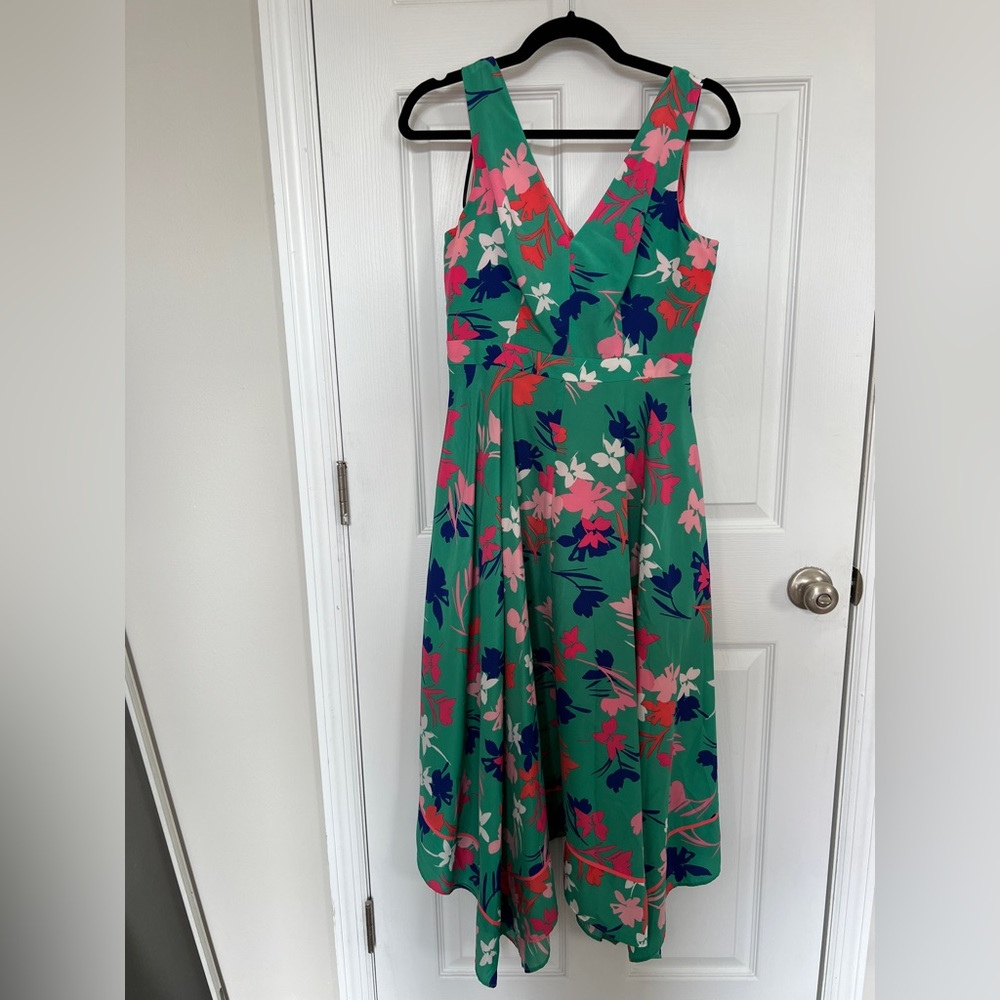 Vince Camuto Green Floral Midi Dress